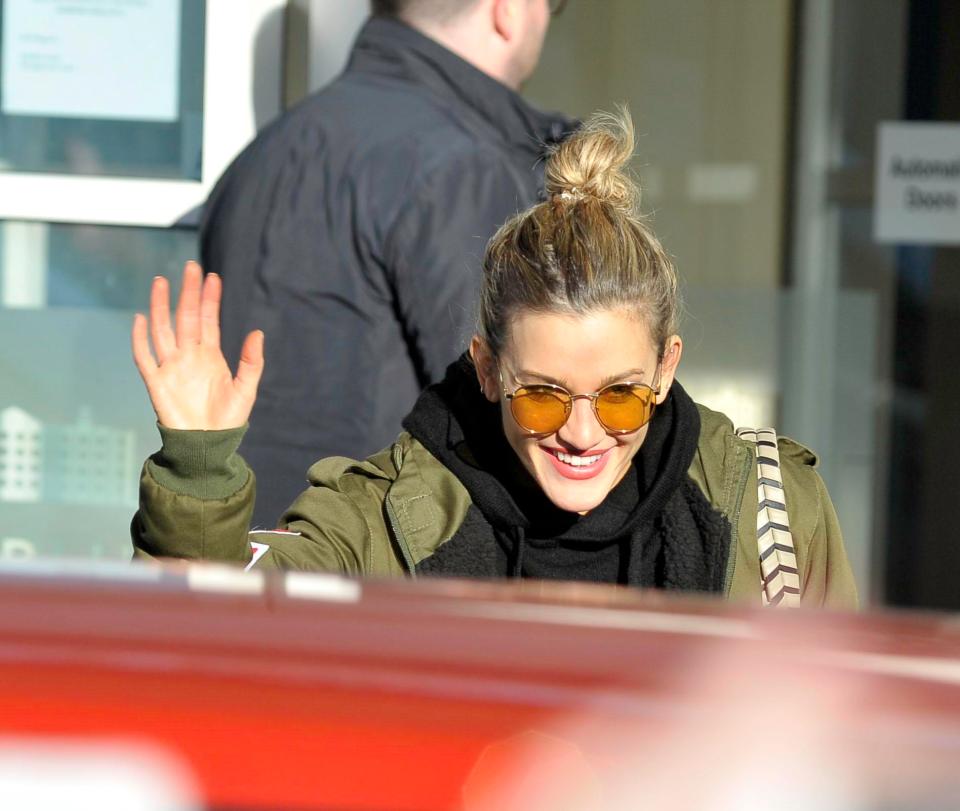  Ashley Roberts kept her sunnies on after partying hard the night before