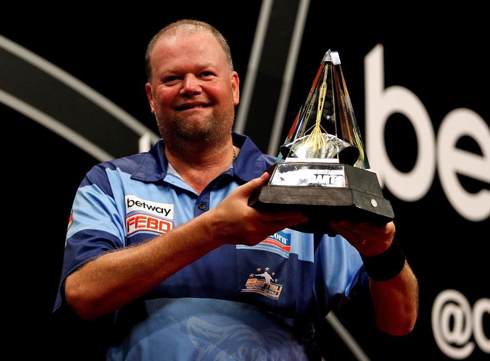  Raymond van Barneveld has revealed he will retire after the 2019/2020 World Championship