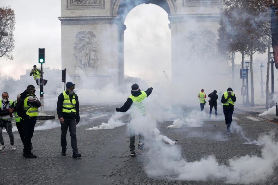  Marine Le Pen, the head of the National Assembly party, called on protesters to head to the Champs-Elysees earlier this week despite authorities banning all demonstrations on the avenue.