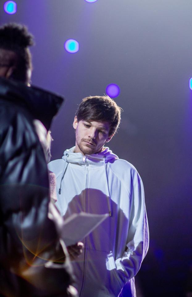  The pair checked Anthony's stage plan before he rehearsed his semi-final song