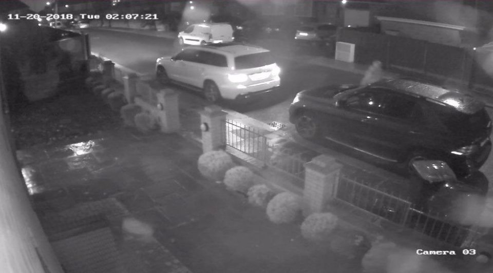 The cars were effortlessly stolen within a minute