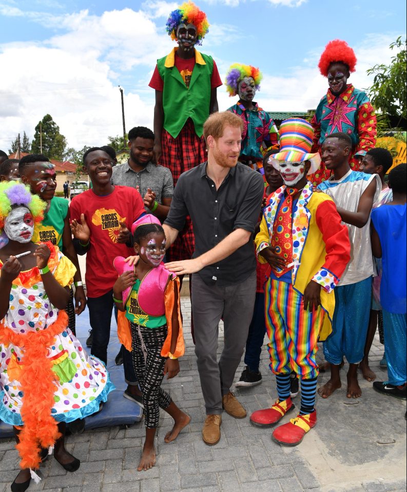  Prince Harry having fun with the performers during his 'spectacular welcome'