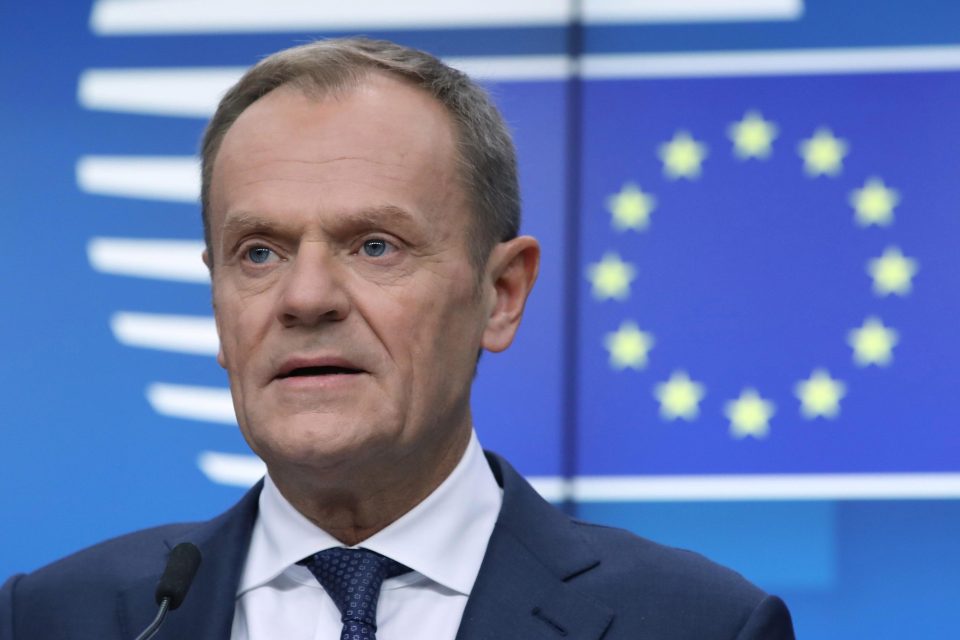  Donald Tusk has warned that the EU will not renegotiate the deal