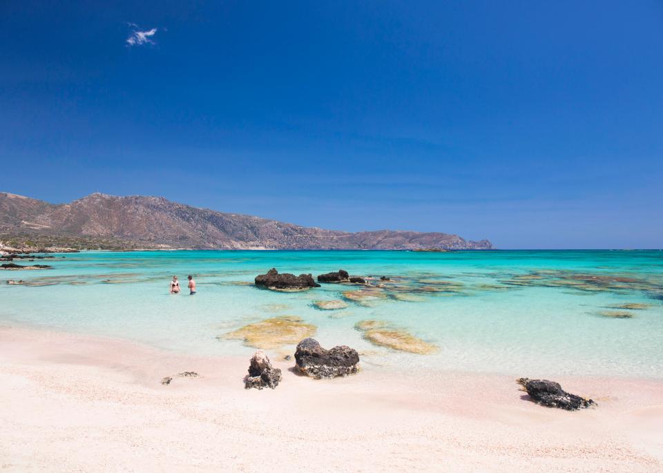  You can walk to Elafonissi through the water from Crete