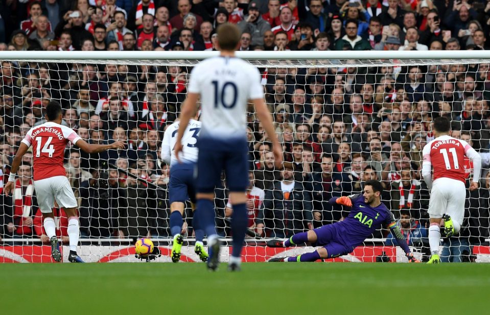  Pierre-Emerick Aubameyang dispatched the penalty past Hugo Lloris