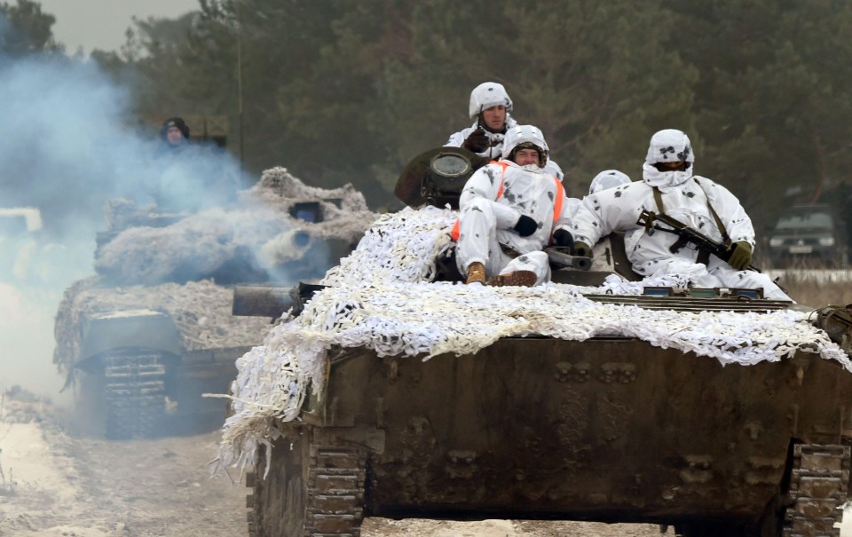 Tank crews hone their fighting skills amid the worst war scare since the invasion of Crimea