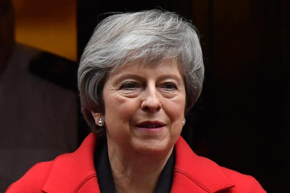  Theresa May urged rebel Tories to back her deal or risk losing Brexit and no10