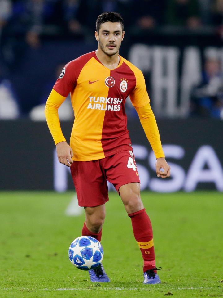  Manchester United target Ozan Kabak has signed a new deal with Galatasaray