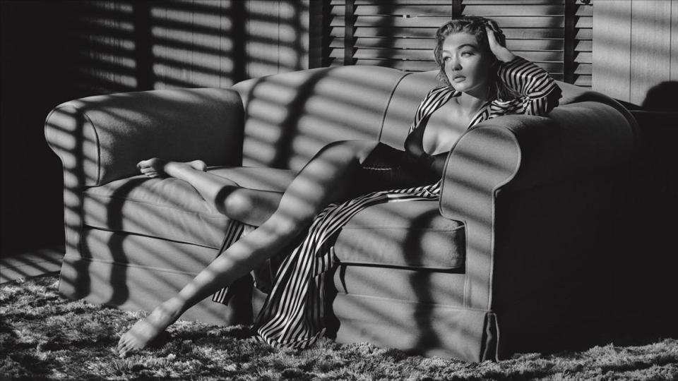  Gigi Hadid looks incredible for the film noir inspired Pirelli 2019 calendar