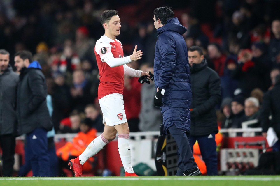 Ozil made his return from injury against Qarabag