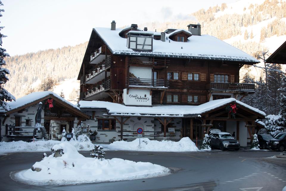  The couple have been holed up in a five-star log cabin in Verbier