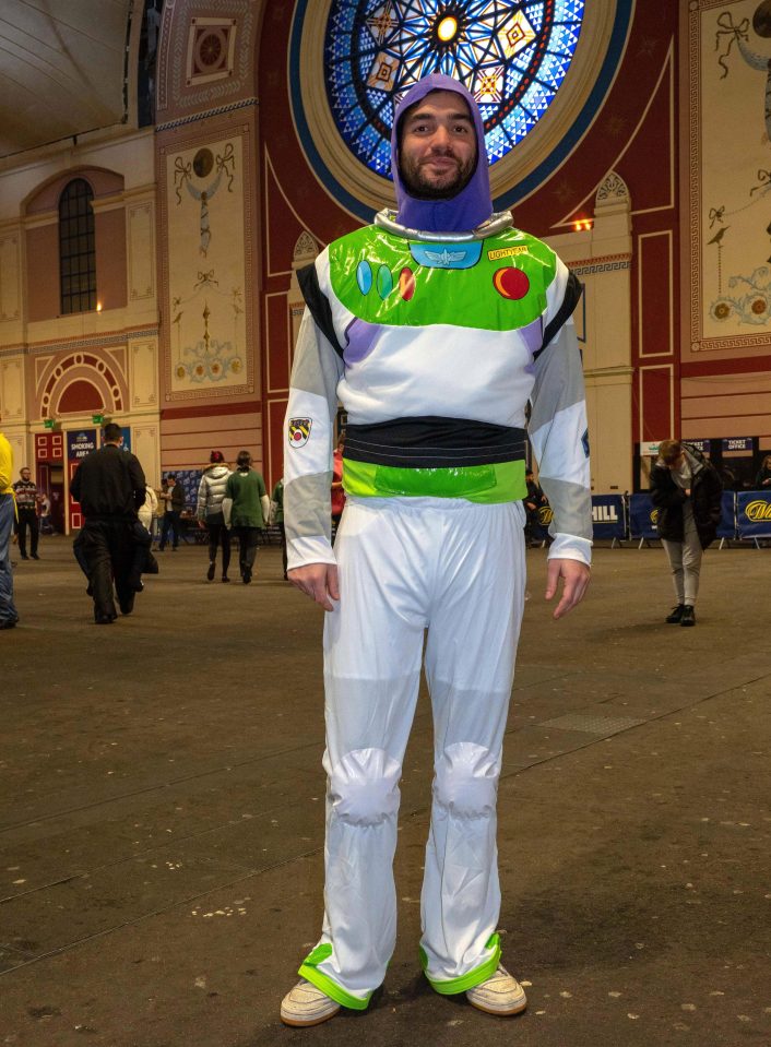  Buzz Lightyear made a huge impression at the World Darts Championship last night