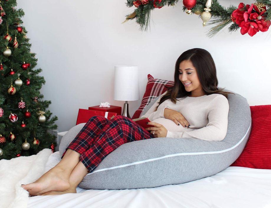  It is made from soft, polyfill material, which adapts to your belly position, whether you are sleeping, reading or watching TV