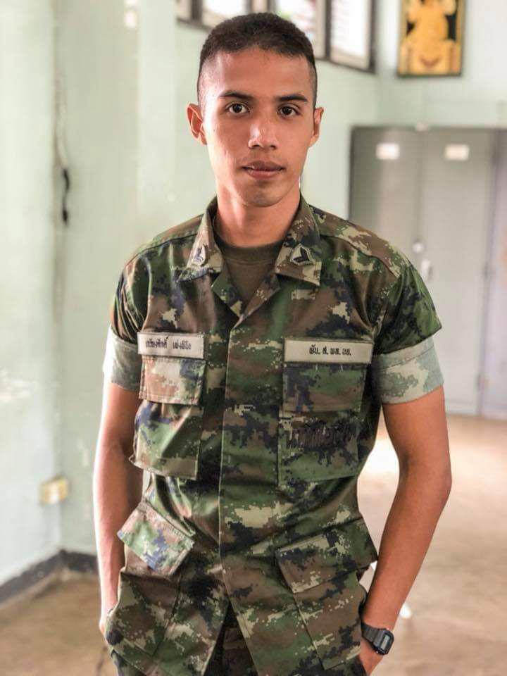  Kriangsak Pangpanit was training with Thai special forces when he was attacked by the needlefish