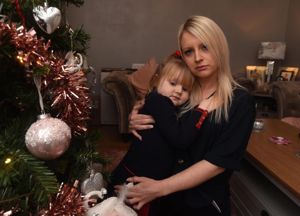  Danielle Evans, 32, was banned from her daughter's first school nativity