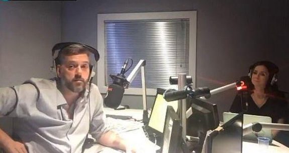 Iain Lee talked to the man live on his talkRADIO show for 30 minutes until help could arrive