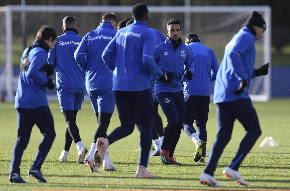 Theo Walcott and his Everton team-mates go through training before hosting Everton on Sunday 