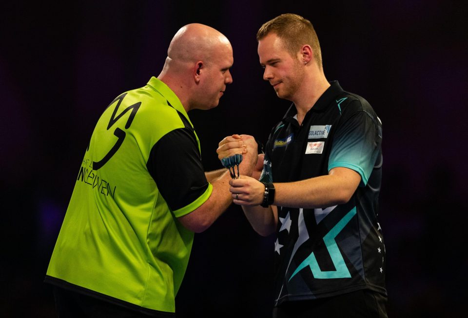  Van Gerwen admits he has back problems