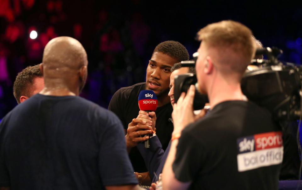  The former rivals exchanged words at the O2