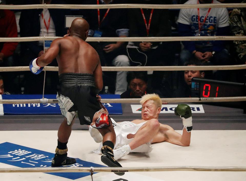 Floyd Mayweather knocked Nasukawa down three times in the easy win