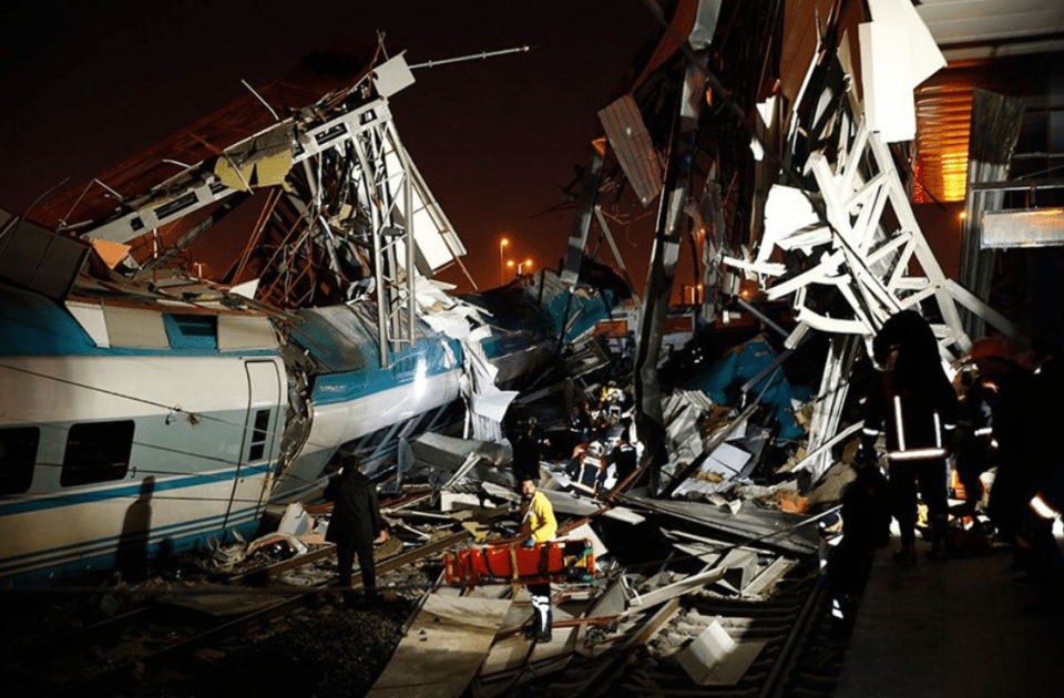  A Turkish high speed train crashed into an overpass at a train station in the capital Ankara