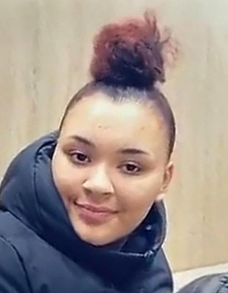  Tanesha Melbourne, 17, was with a group of friends when she was hit by a hail of fire in a drive-by shooting on April 2