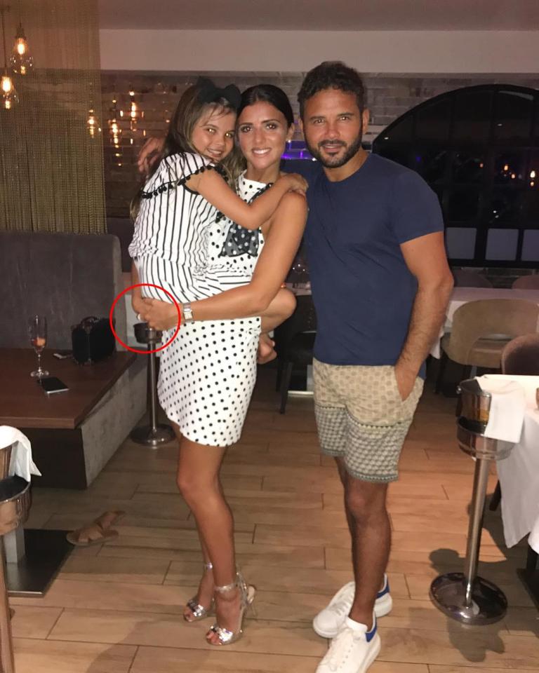  Ryan Thomas and Lucy Mecklenburgh have sparked engagement rumours after fans noticed a large sparkler in a new family pic