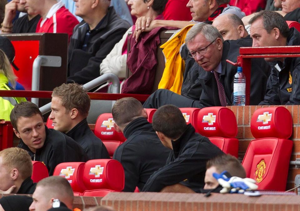  Sir Alex Ferguson and his staff preferred to sit behind the Manchester United players