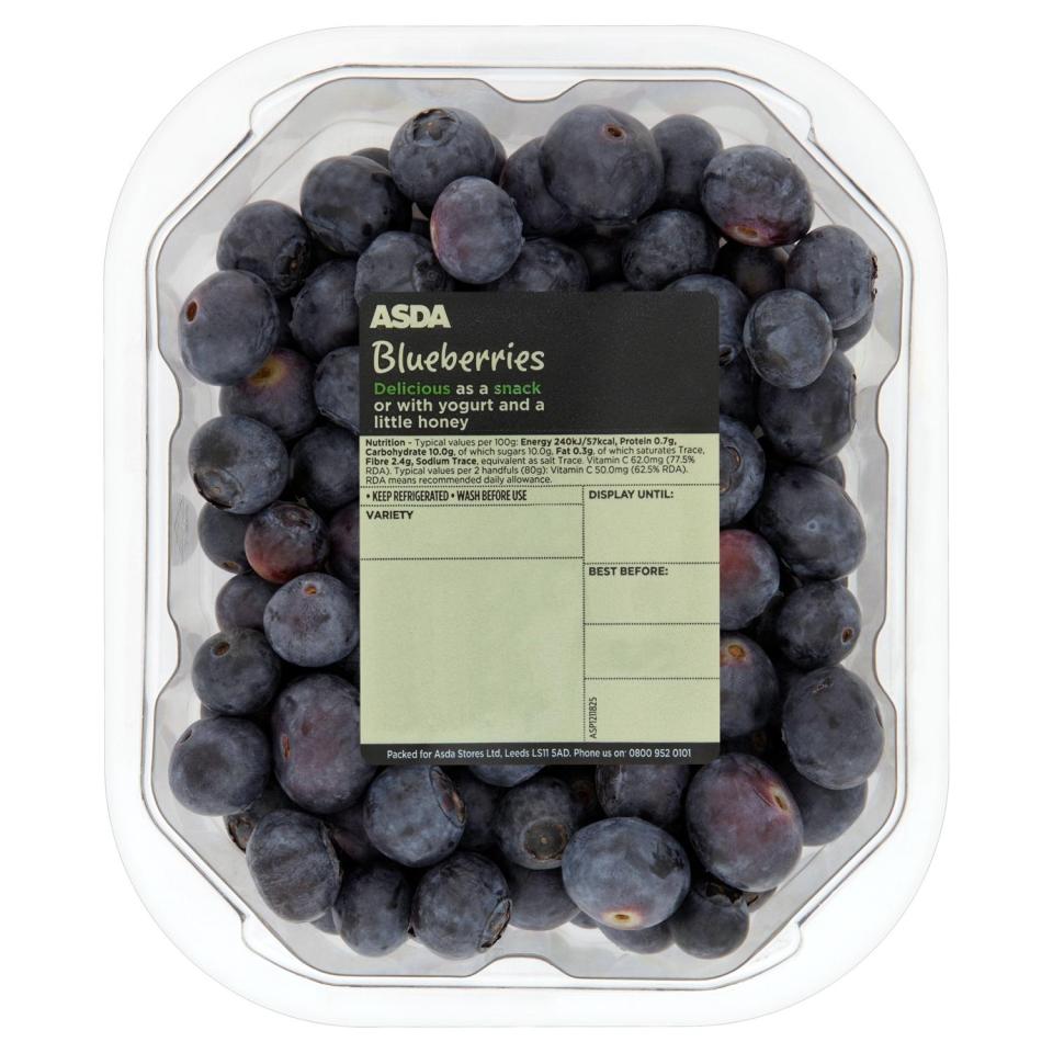  Berries are not only the perfect snack but will also help you keep the doctor away