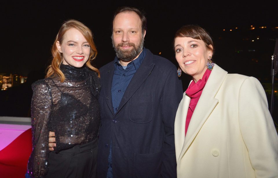  Emma posed for a photo with The Favourite director Yorgos Lanthimos (cente) and co-star Olivia Coleman (R)