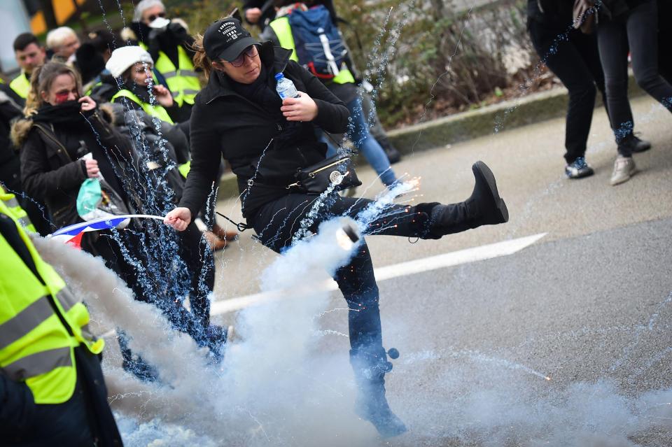  The French police generally rely on water canons and tear gas to break up the protesters