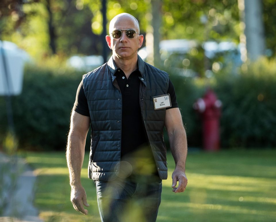  It's claimed Jeff Bezos sent naked photos of his ripped body to his lover