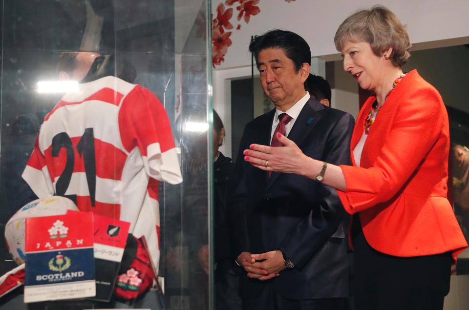  Theresa May is reaching out to Labour to try and squeeze her deal through - as she welcomes Japan's Shinzo Abe to Twickenham today