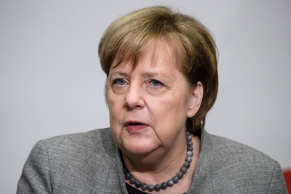  Allies claim that German Chancellor Angela Merkel has offered Theresa May last minute