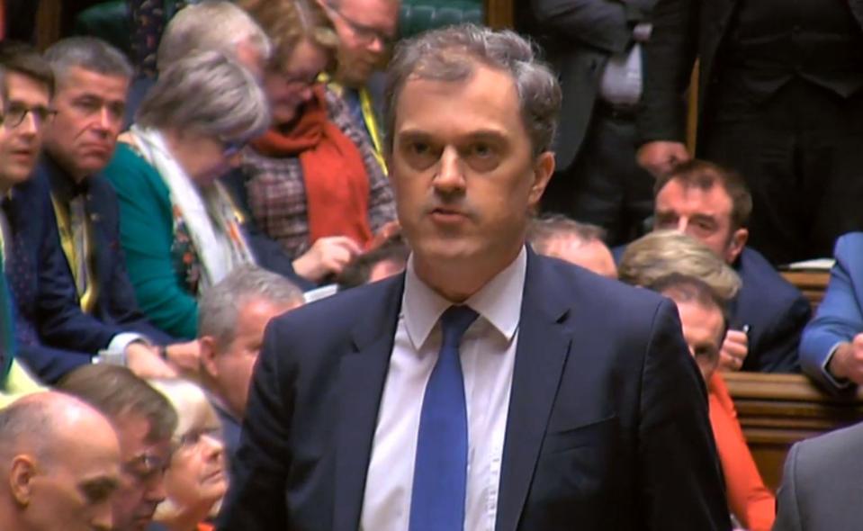 Government Chief Whip Julian Smith reads out the votes after MPs rejected Labour's motion of No Confidence by 325 votes to 306