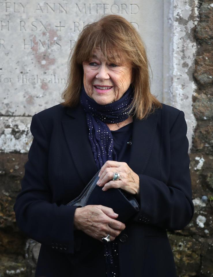  Welsh actress Nerys Hughes arriving at the funeral