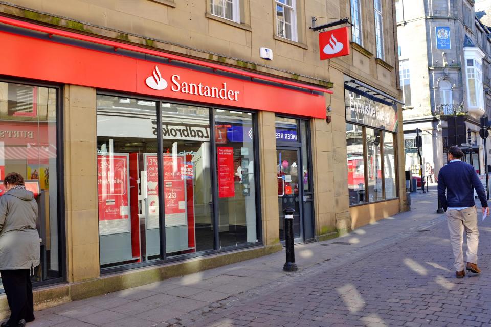  Santander is offering first-time buyers £1,000 cashback on three new mortgage deals