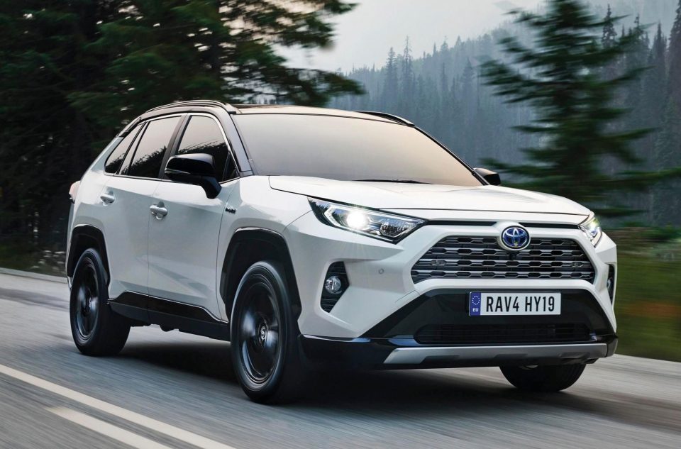  Toyota is driving new tech in the RAV4, streets ahead of rivals who were slow to electrify their models