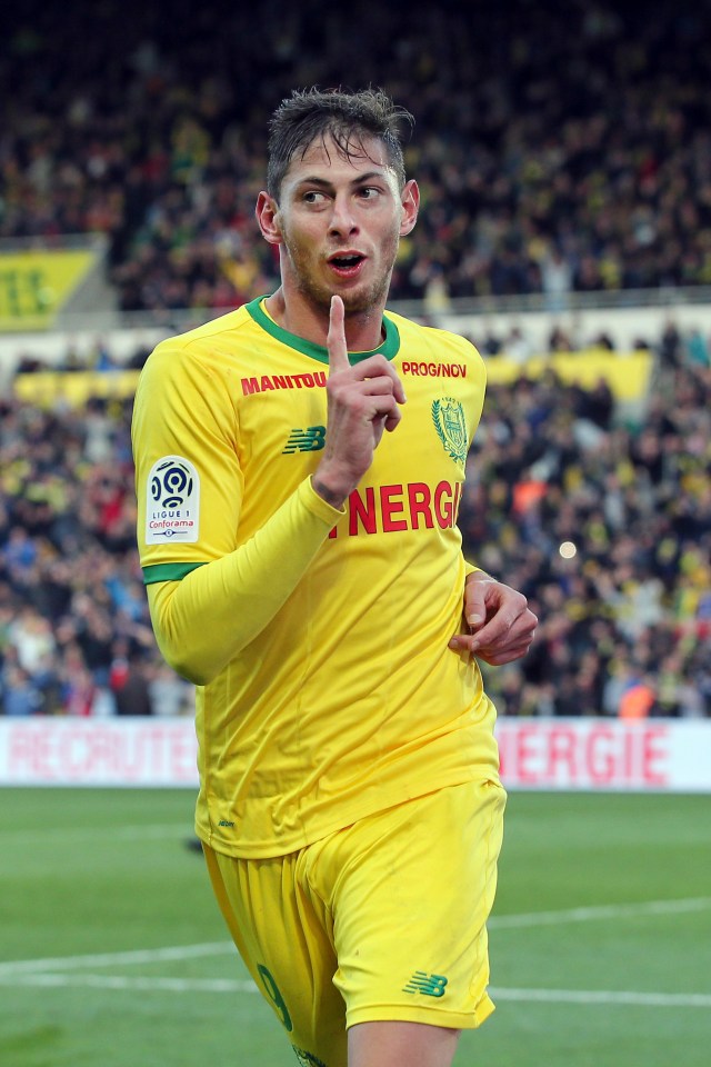 Emiliano Sala sent haunting voice messages to his friends and family before his flight lost contact