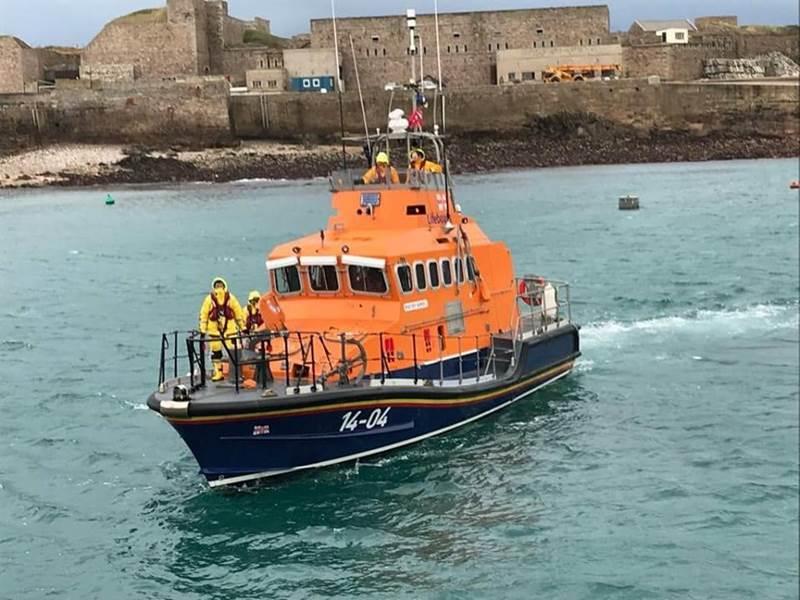  The 'Roy Barker I' RNLI lifeboat was in the English Channel today