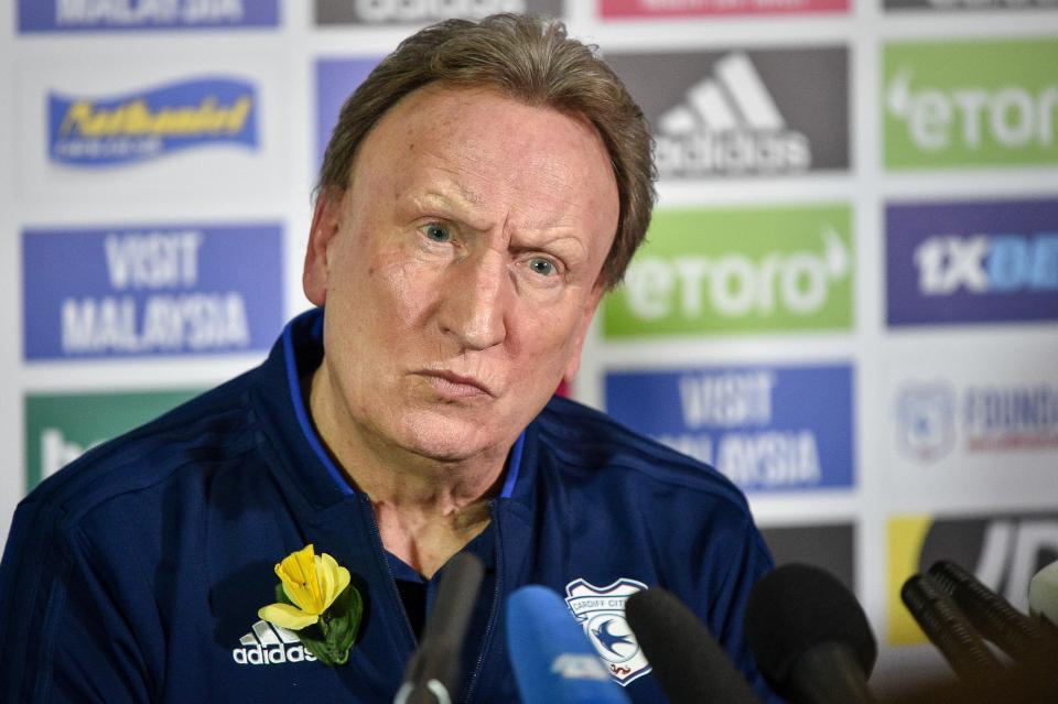  Warnock explained how he had asked Sala to join the team in Newcastle rather than fly to Nantes