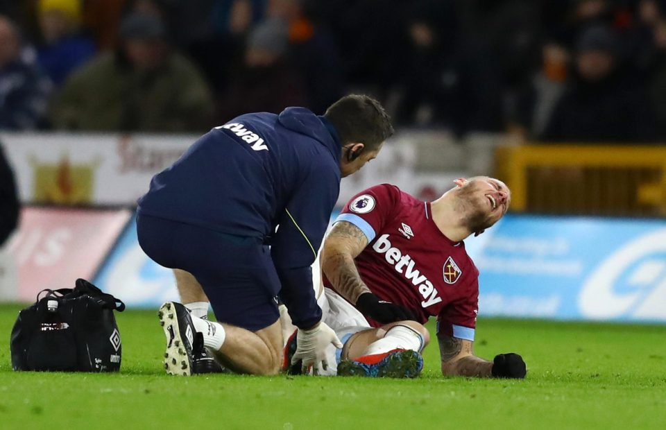  West Ham star Marko Arnautovic has suffered a suspected broken foot