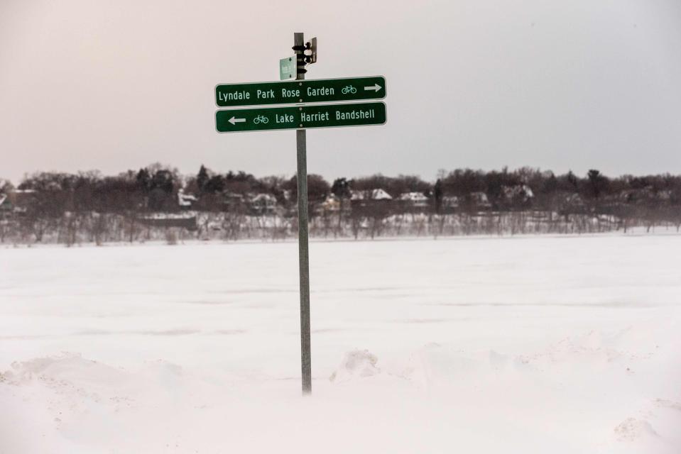  A frozen road sign under the wind chill at frozen Lake Harriet in Minneapolis, Minnesota