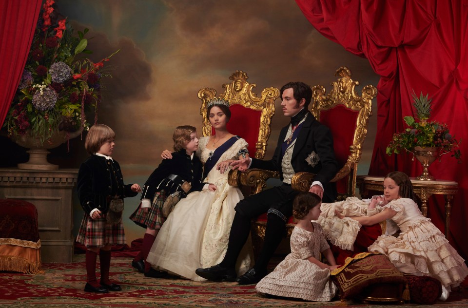  Jenna Coleman and Tom Hughes return to the show as Queen Victoria and Prince Albert