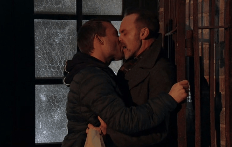  Billy and Paul's kiss caused quite the stir online