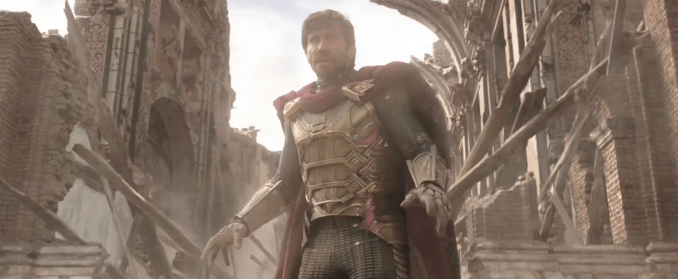  Jake Gyllenhaal plays new villain Mysterio