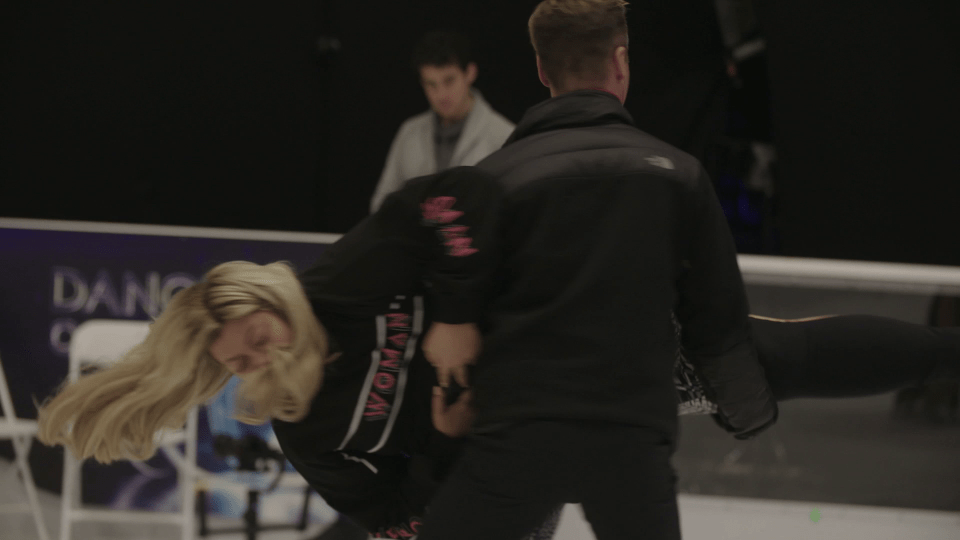  Gemma Collins spins on one leg in new footage from her Dancing on Ice training