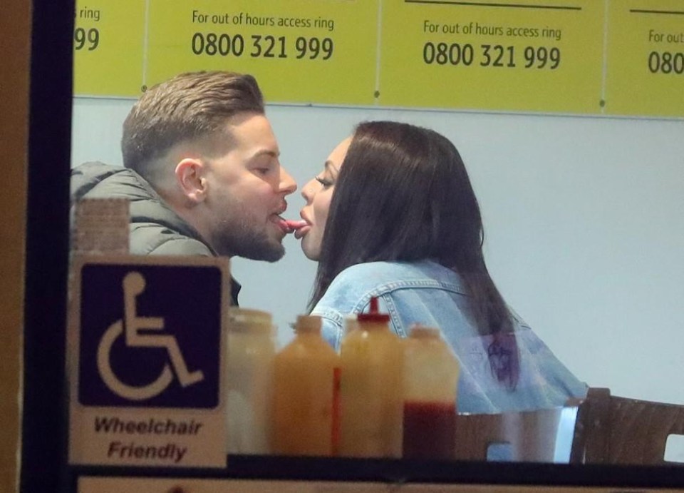 Jesy and Chris were photographed kissing at a South London kebab shop