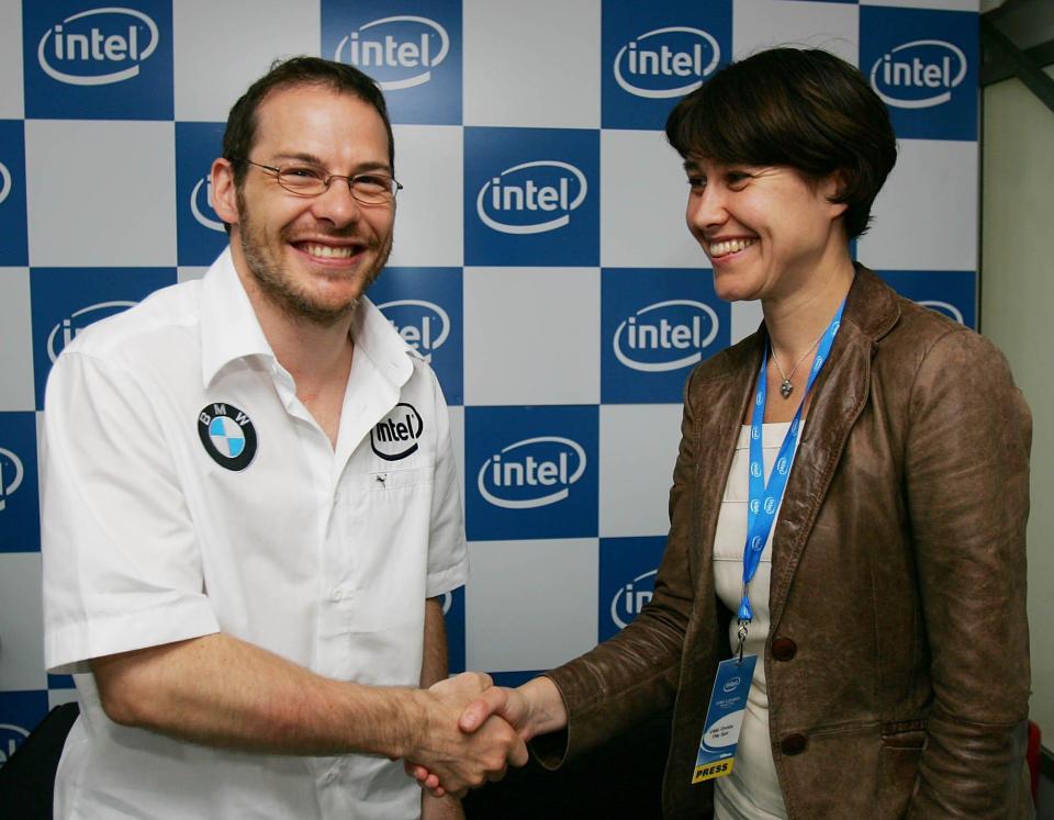 There was no sport that Vikki couldnt turn her hand to writing about - here she is with F1 legend Jacques Villeneuve in 2016