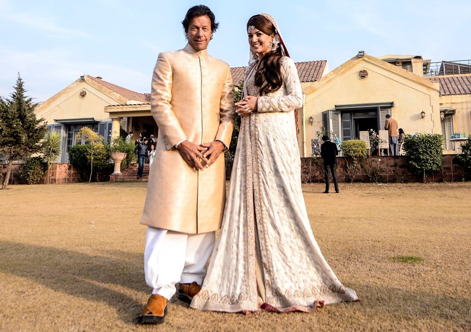  Imran and Reham Khan during their wedding ceremony at his house in Islamabad